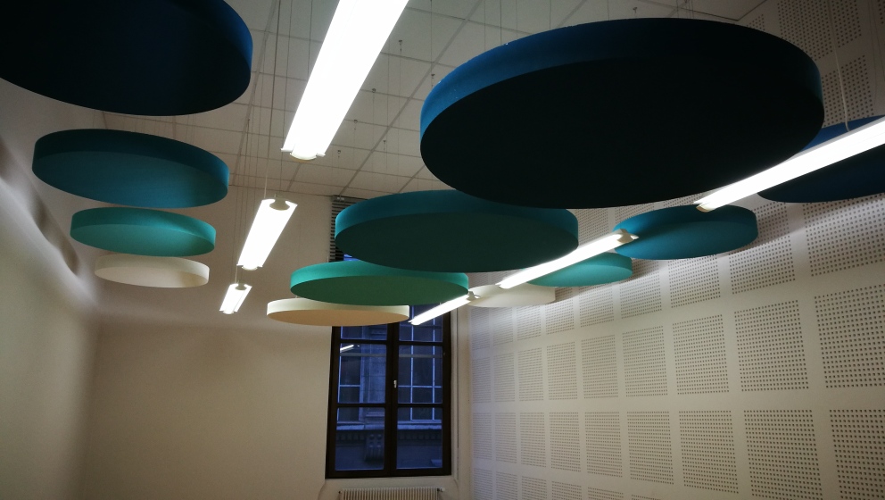 Insonorisation-salle-de-conference_salle-de-reunion